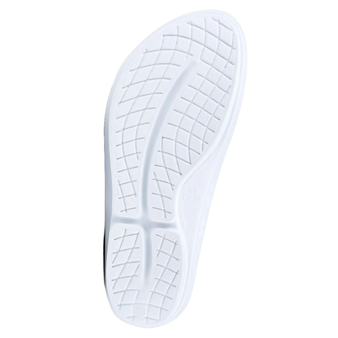 Women's OOFOS OOlala White Thong Sandal