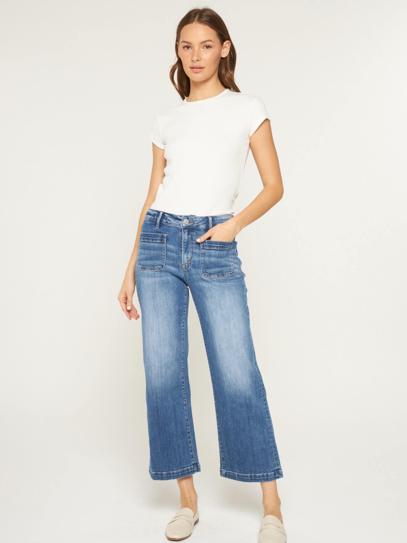 Women's Crew Cropped Patch Pocket