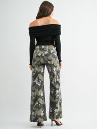 Women's Mid Rise Wide Leg Camo Jean