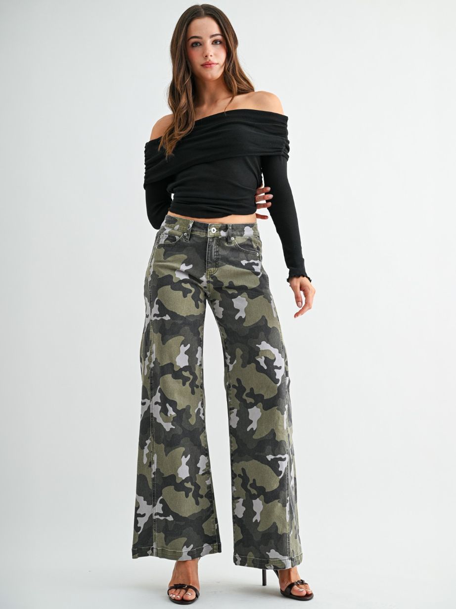 Women's Mid Rise Wide Leg Camo Jean