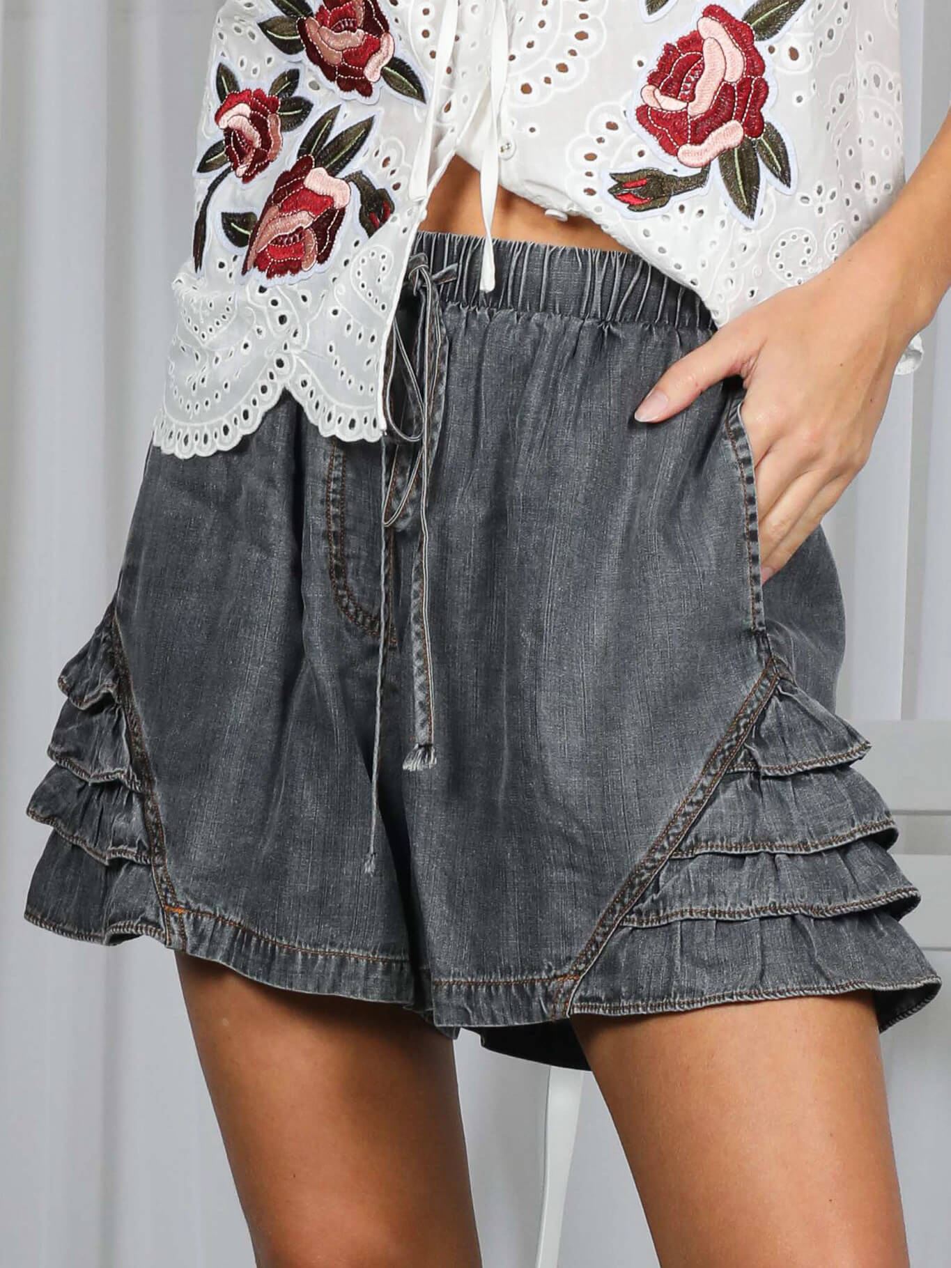 Women's Chambray Short
